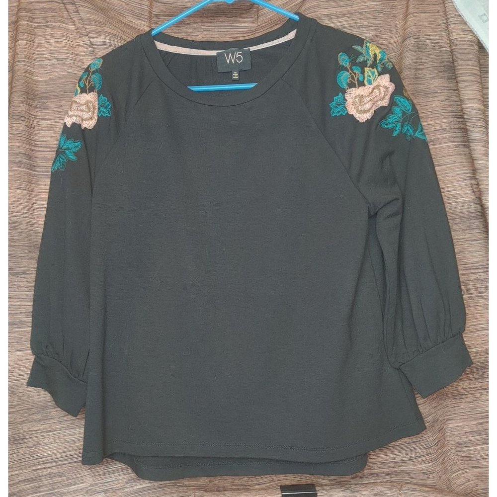 W5 Women's 3/4 Sleeve Floral Embroidered Shoulders Black Sweater